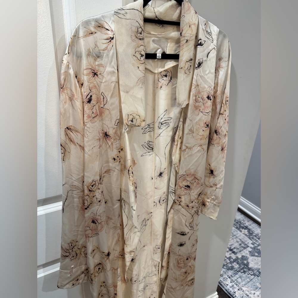le fou by Wilfred • Floral Hand Eye Silk Limited Edition Robe Duster Dress  (S) - Picture 10 of 10